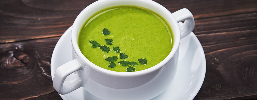 Grüne Cremesuppe Cannabis