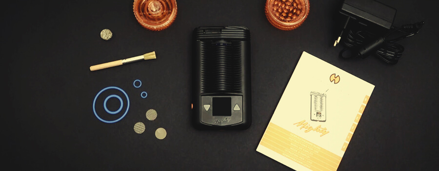 Der leistungsstarke Mighty Vaporizer und sein Zubehör. Der leistungsstarke Mighty Vaporizer und sein Zubehör.