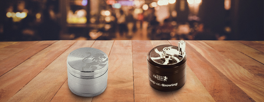 Vierteilige Grinder Mit Drei Kammern Vierteilige Grinder Mit Drei Kammern