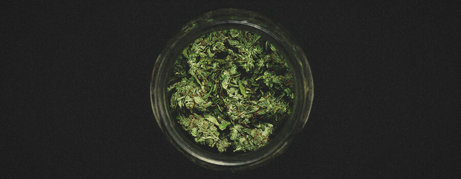 Cannabis-Glyzerin-Tinktur herstellt