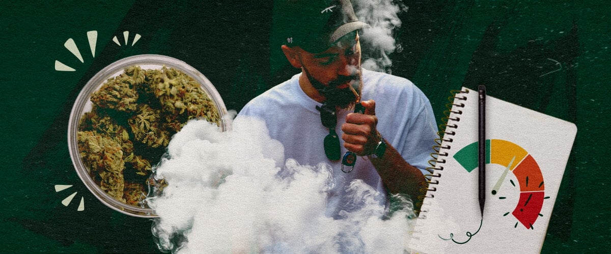 Überwachung der Reaktion Ihres Körpers auf Cannabis Mann verdampft Cannabis mit einem Glas Buds und einer Anzeige zur Überwachung der Körperreaktion.