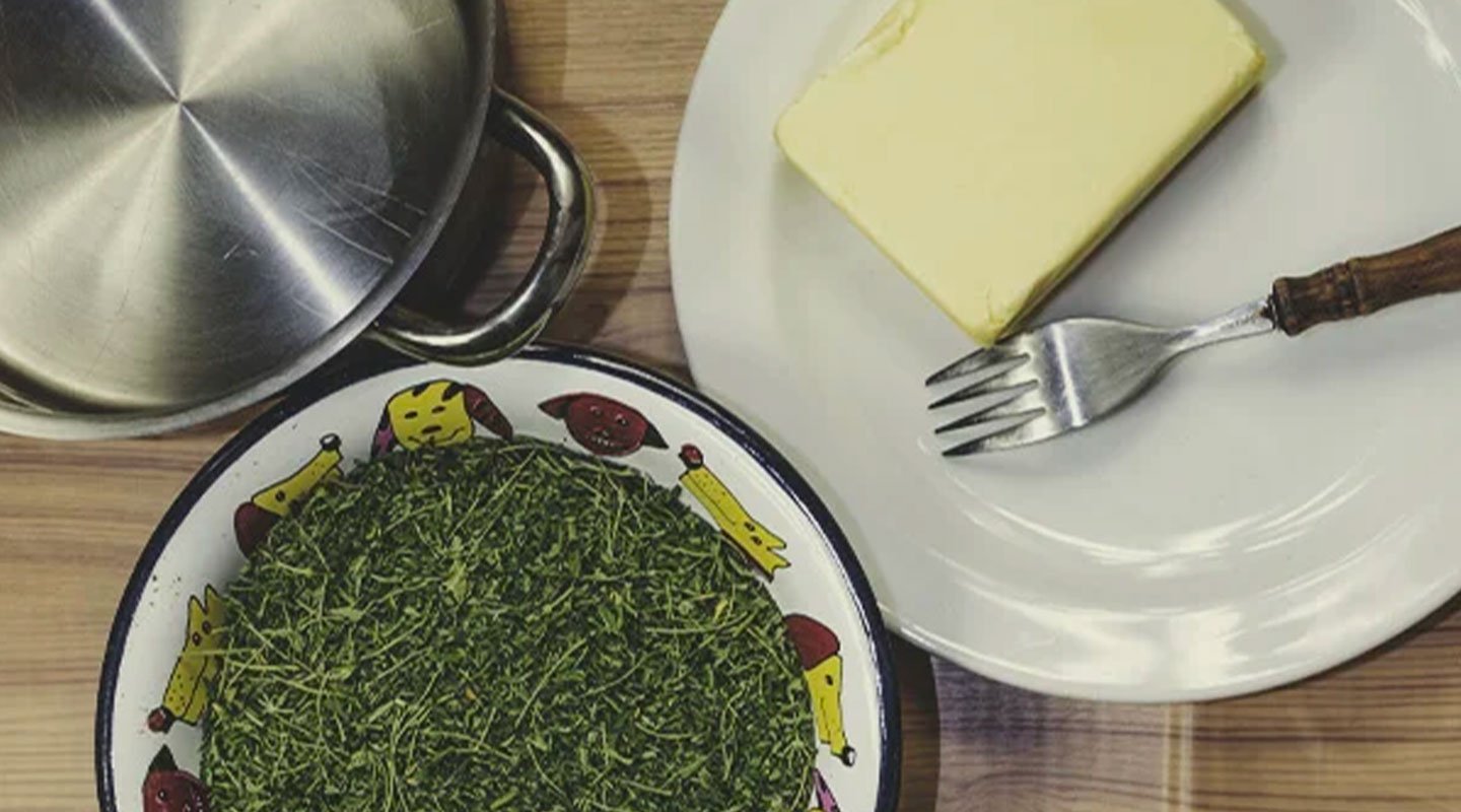 Finde Einen Ort Zum Kochen, Zerhacke Das Rohmaterial Finde Einen Ort Zum Kochen, Zerhacke Das Rohmaterial