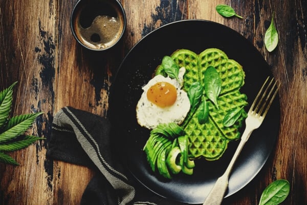 Wie man mit Cannabis versetzte Waffeln herstellt