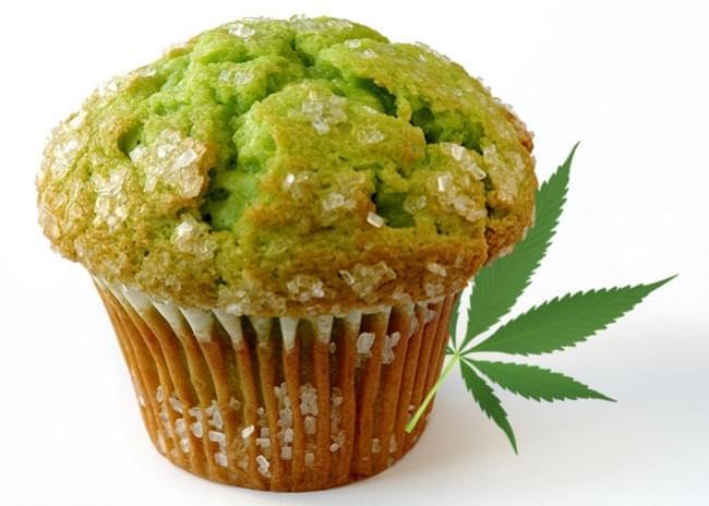 Wie Man Mit Cannabis Angereicherte Bananen Muffins Macht