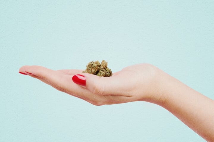 Frauen nutzen Cannabis zur Verbesserung ihrer Lebensweise